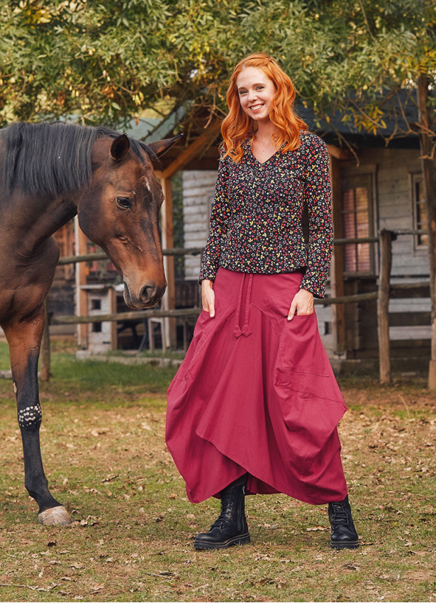 Otantik Beli Bağcıklı Cepli Uzun Kırmızı Etek 63